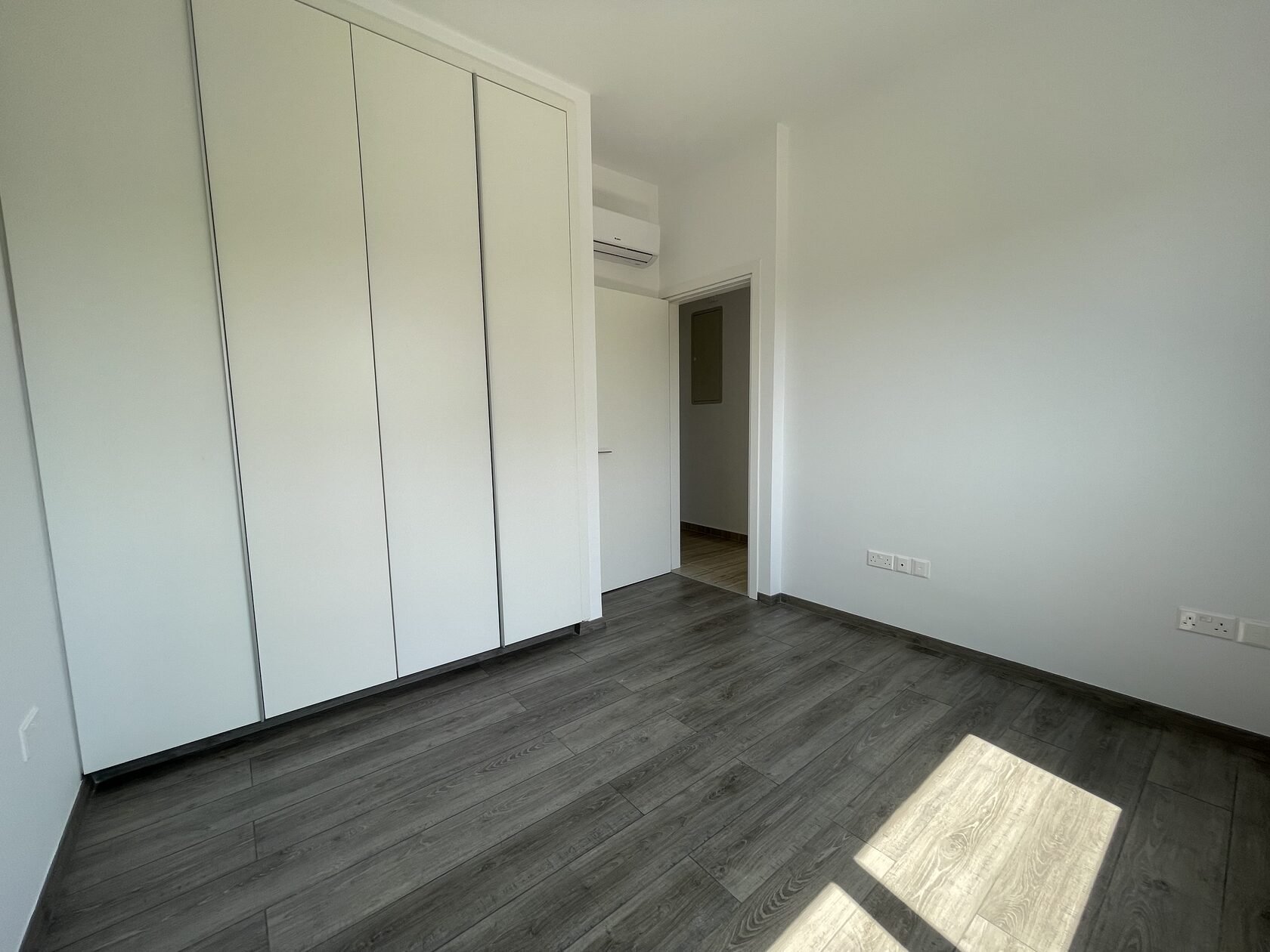 3 BR Apartment in Limassol photo 16