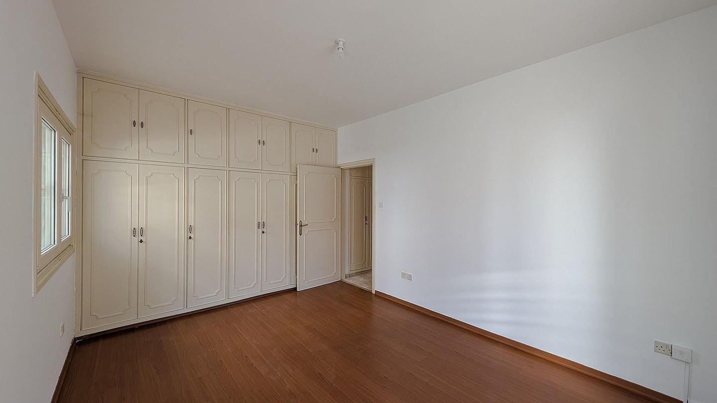 Three storey building in Agios Nikolaos, Larnaca photo 24