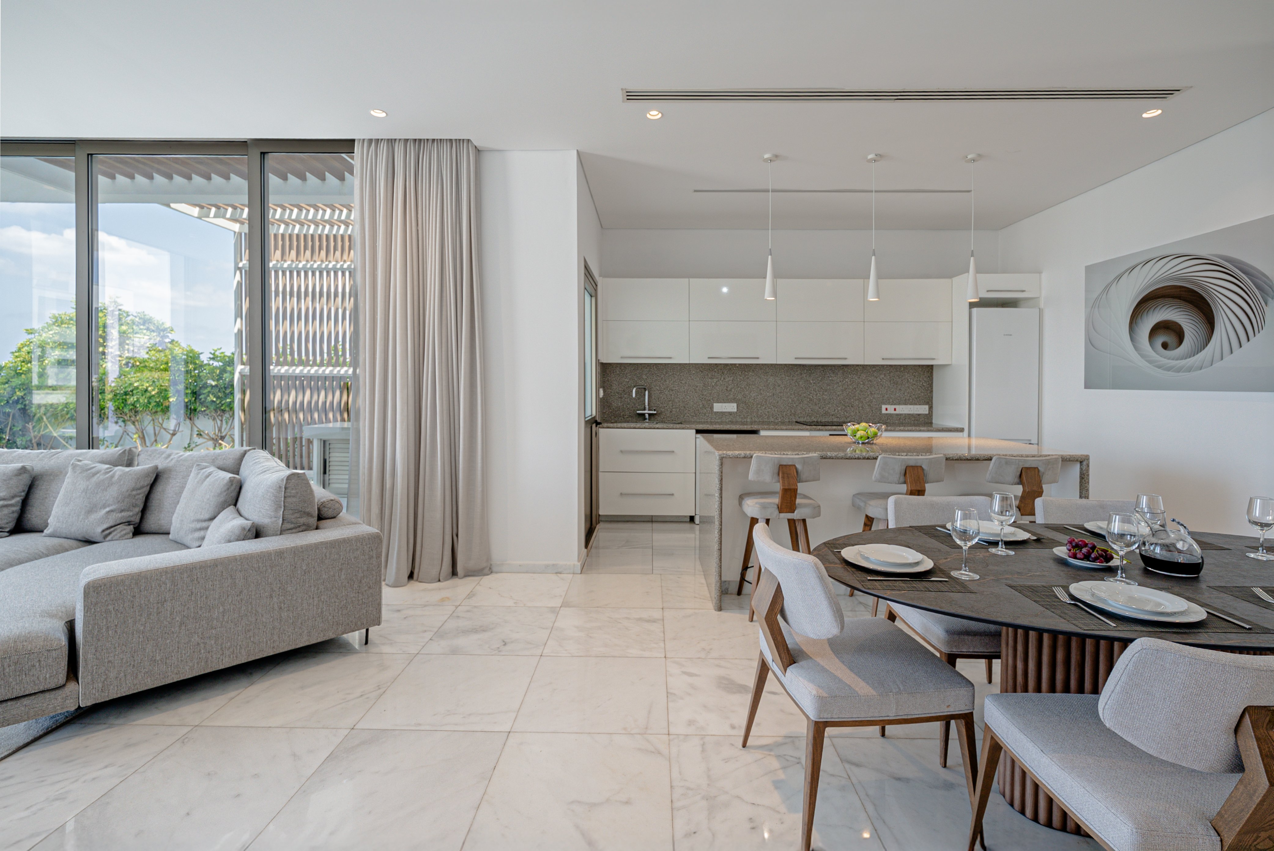 4 BR Beachfront Villa in Kissonerga, Paphos photo 15