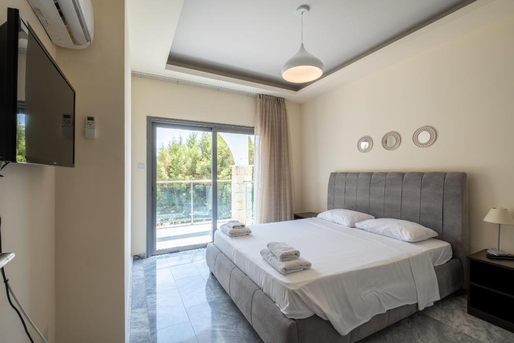 1-bedroom apartment in Latchi, Paphos photo 16