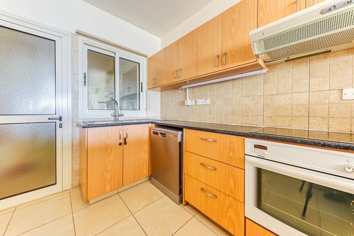 3 BR Apartment in Mouttagiaka, Limassol photo 6