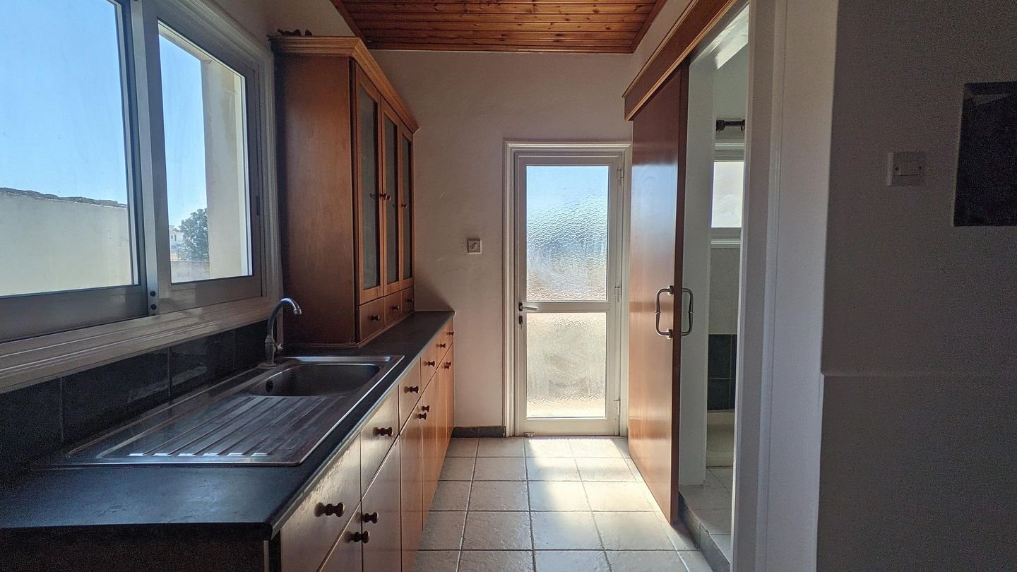 Residential building in Kokkinotrimithia, Nicosia photo 47