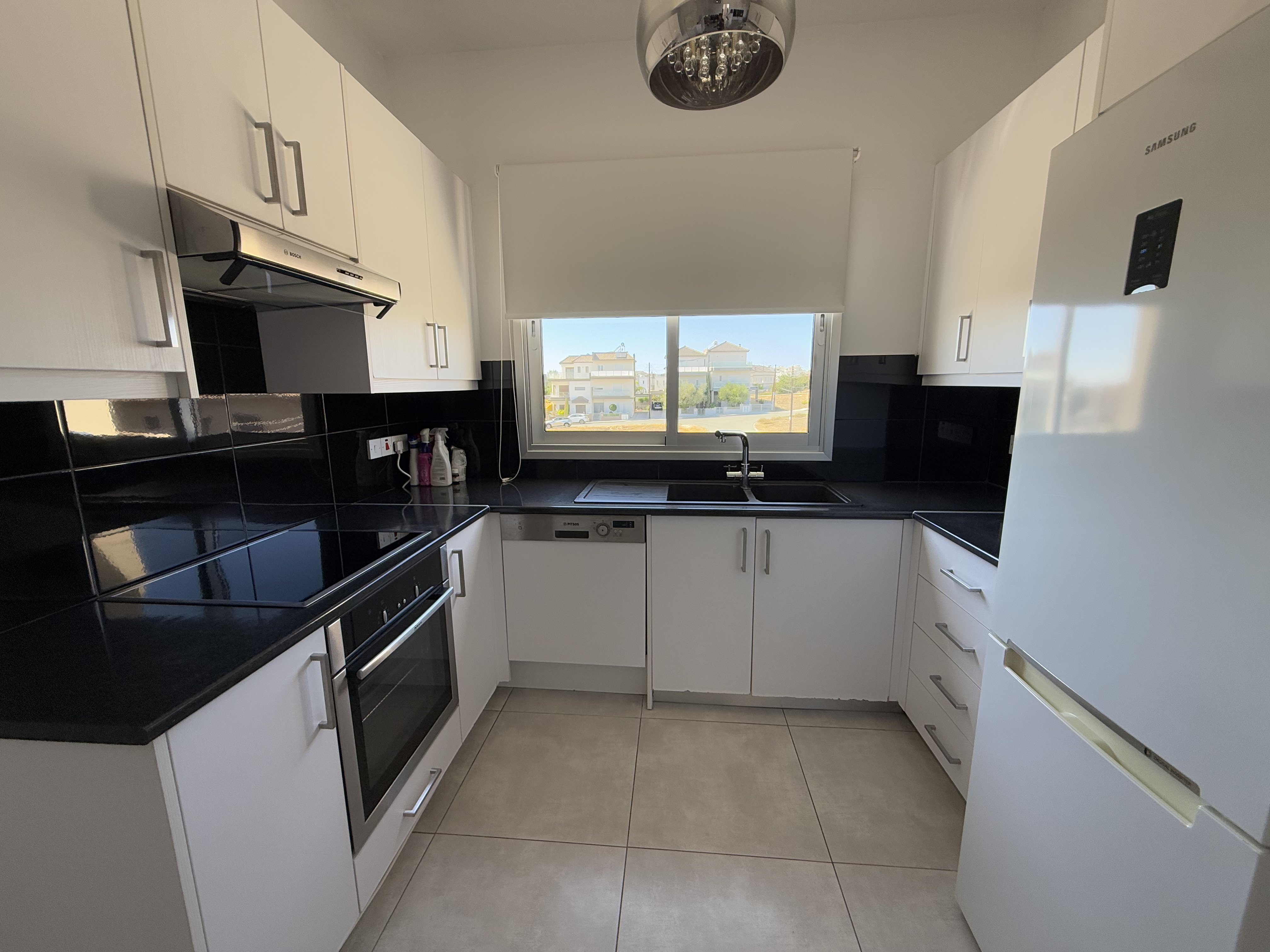 2 BR Apartment in Ypsonas, Limassol photo 4