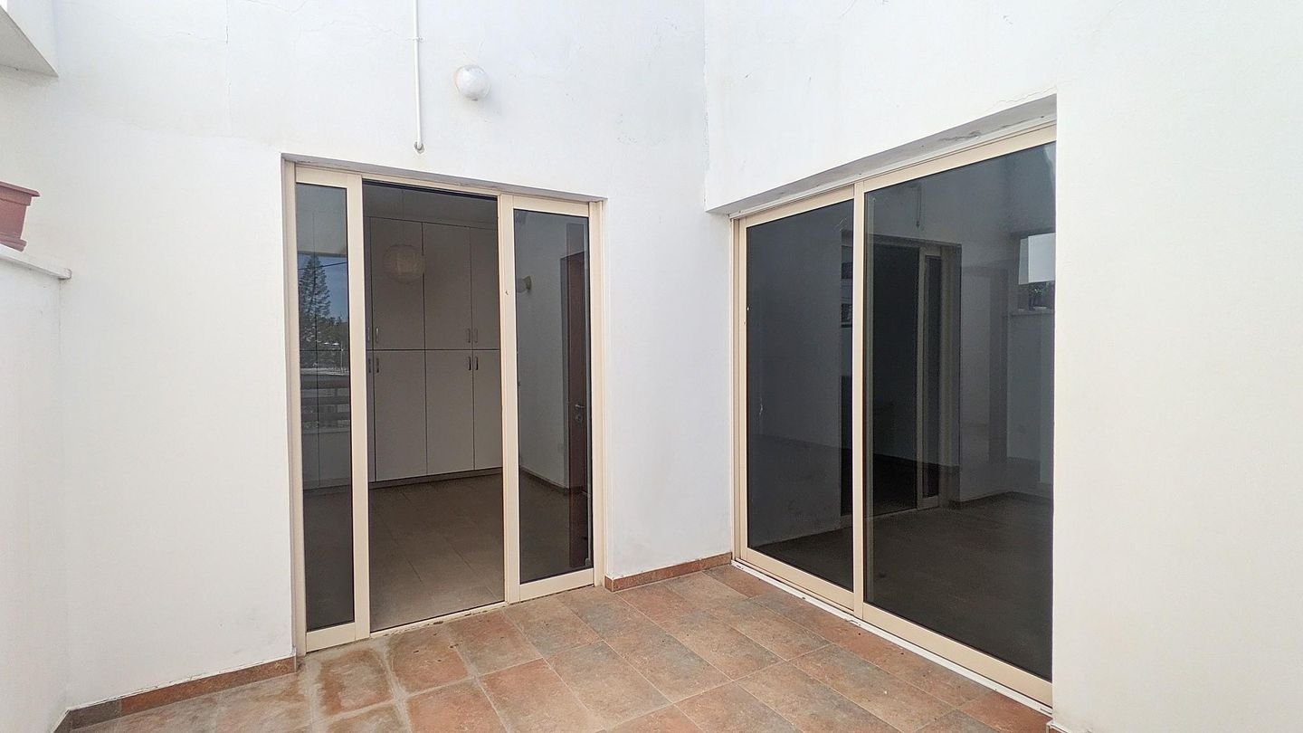 Modern 3-Bedroom Apartment, Agios Tychon, Limassol photo 6