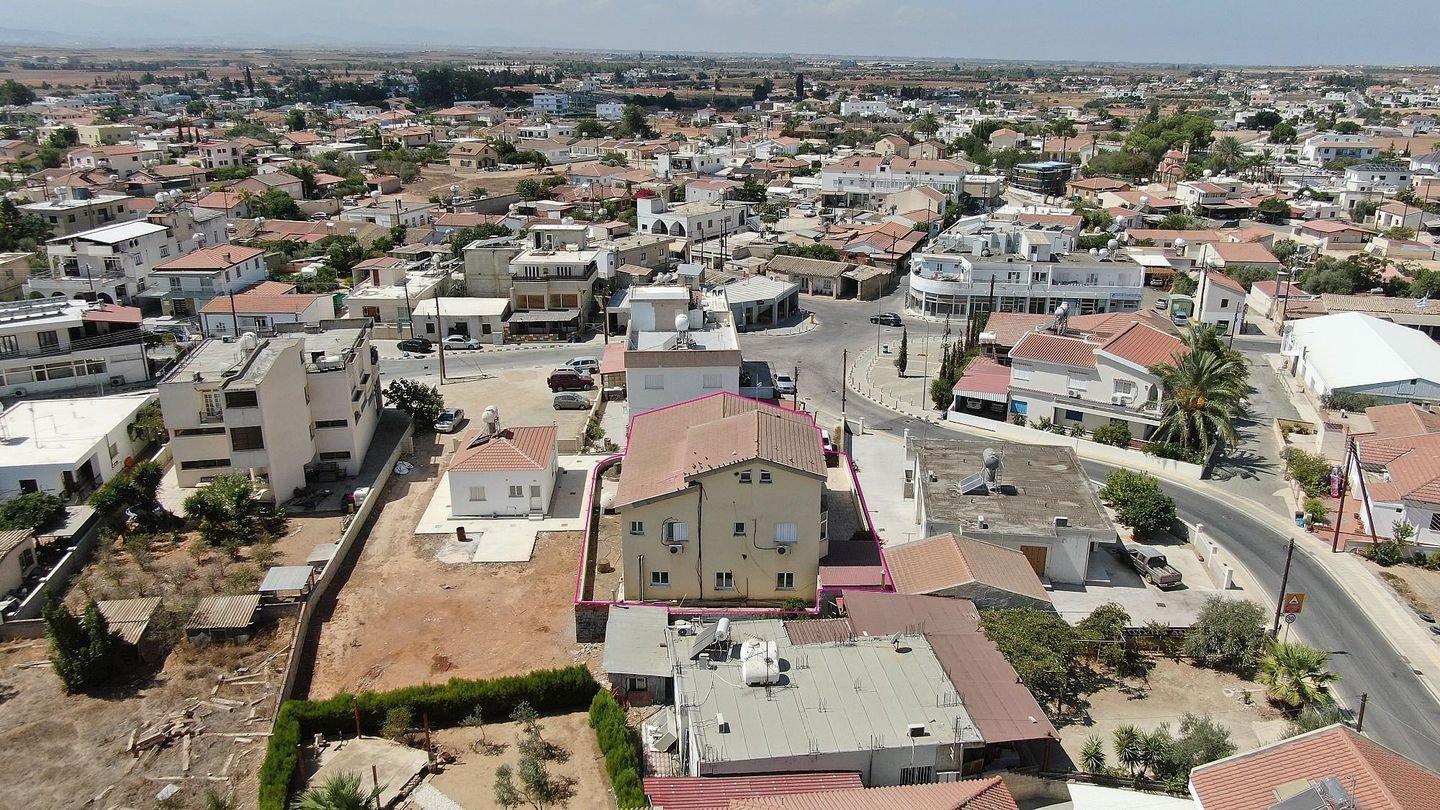 Residential building in Kokkinotrimithia, Nicosia photo 3