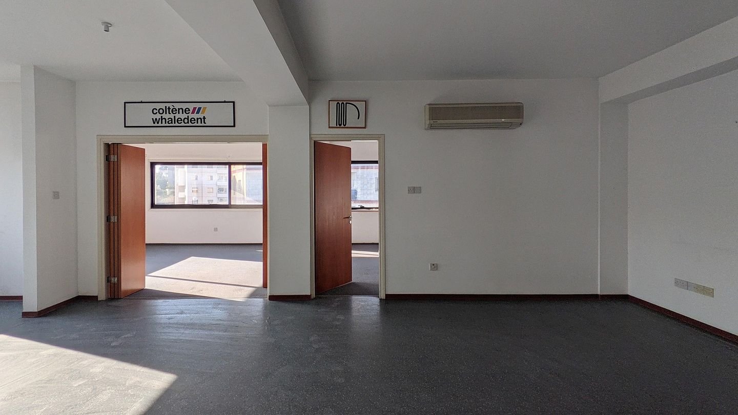 Whole Floor Office Unit in Larnakos Avenue, Nicosia photo 8