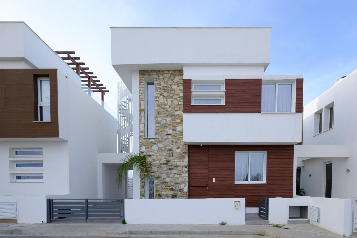 5 BR House in Dromolaxia, Larnaca photo 26