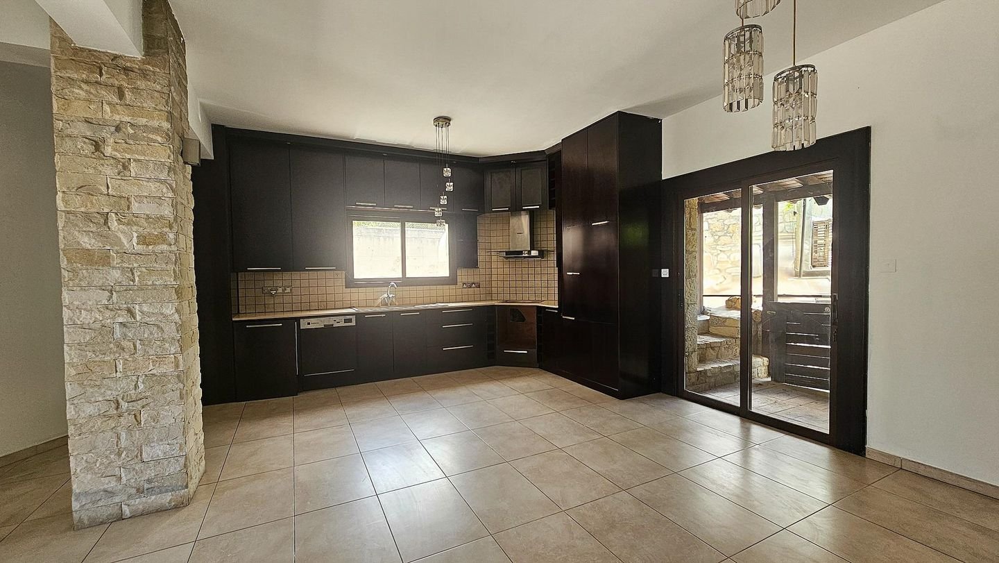 Duplex House with pool in Koili, Paphos photo 6