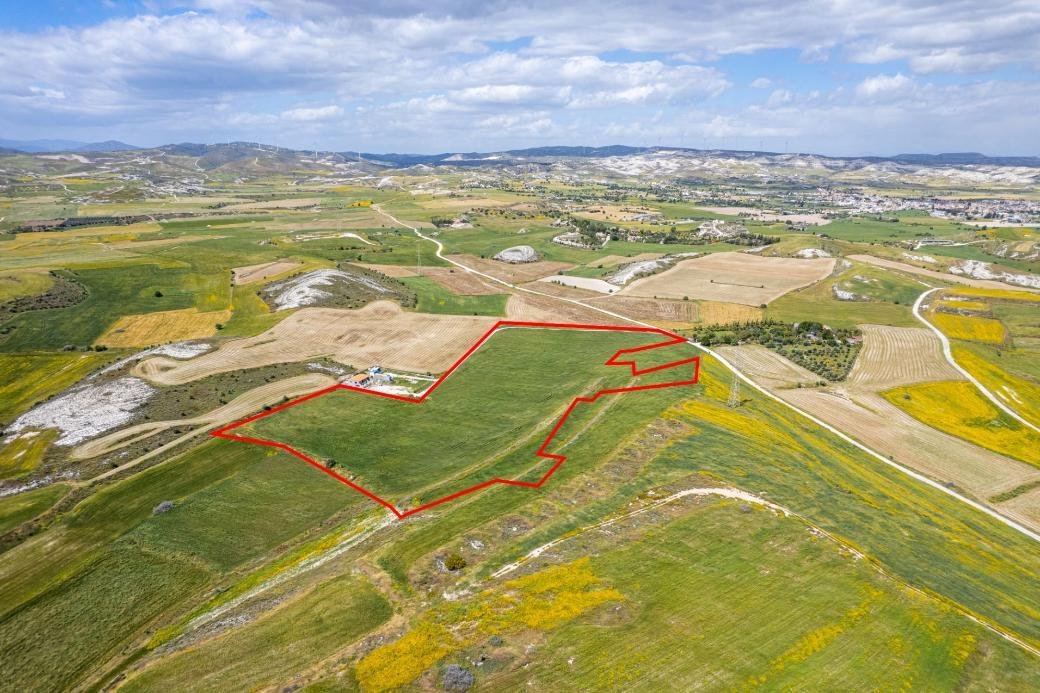 Agricultural field in Kalo Chorio, Larnaca photo 4