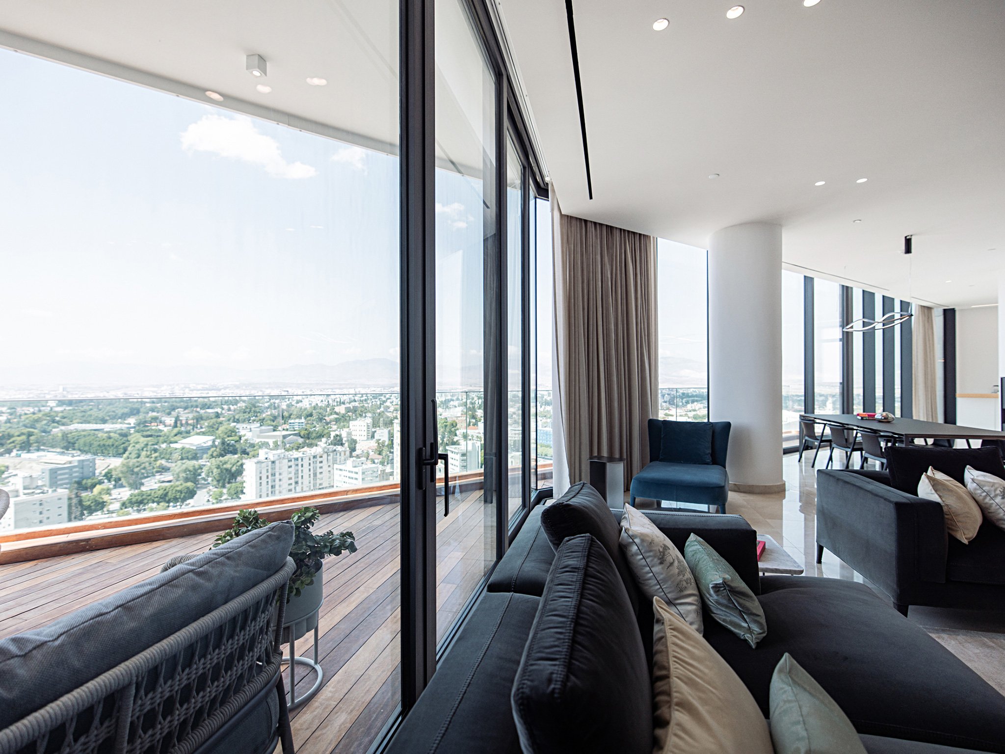 3 BR Penthouse in Nicosia Center photo 7