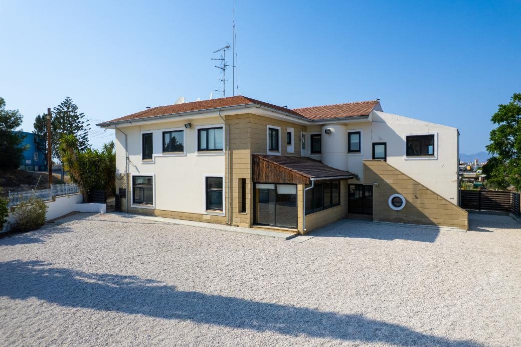 4 bedroom house in Agios Vasileios, Strovolos, Nicosia photo 42