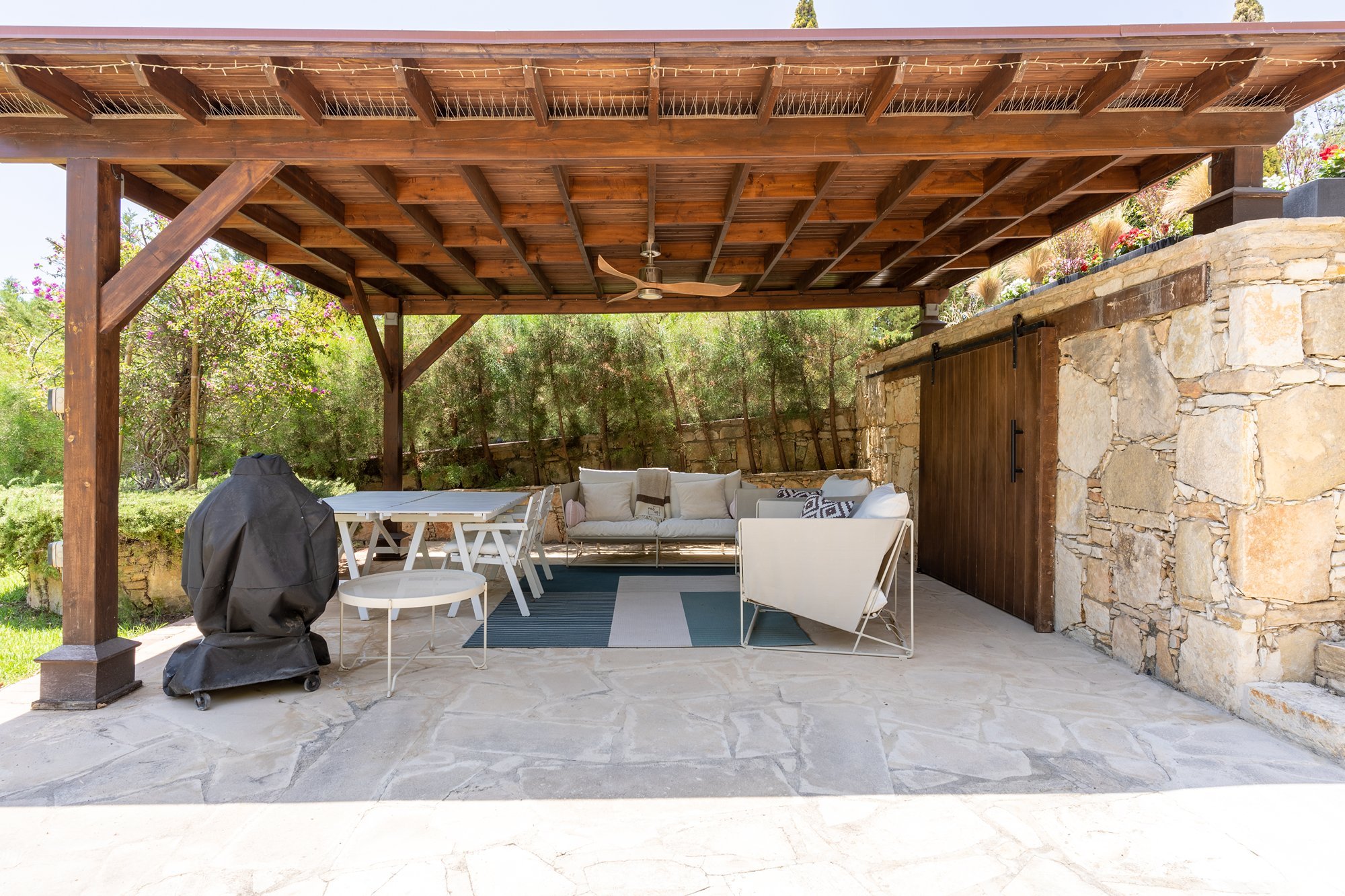 6 BR House with two guest houses in Souni, Limassol photo 40