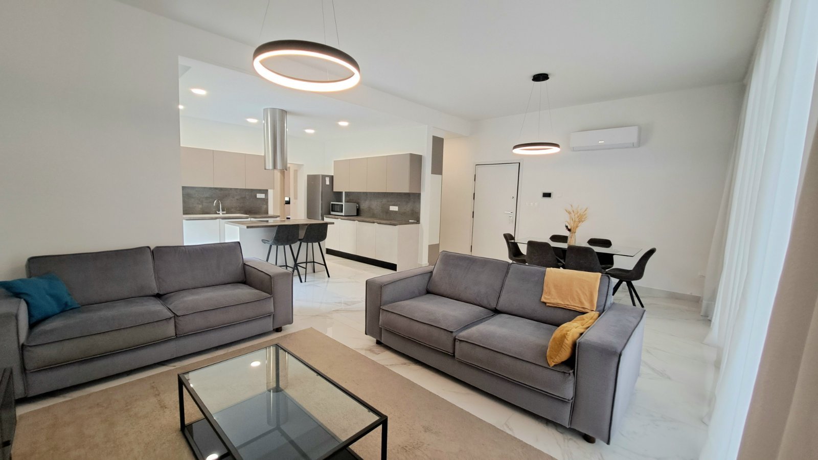 2 BR Apartment in Germasogeia, Limassol photo 2