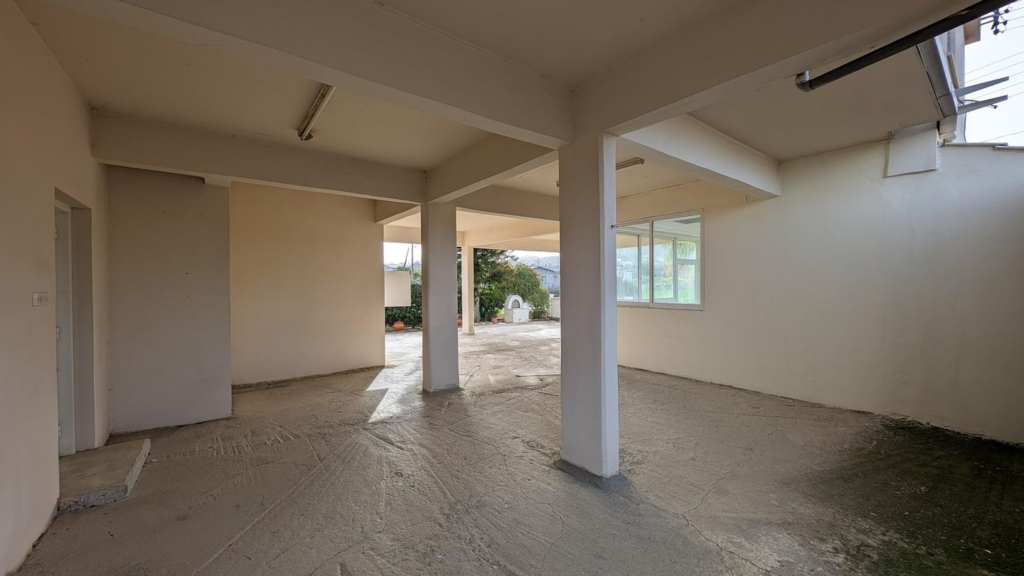 Spacious 4-Bedroom Detached House in Pera Chorio, Nicosia photo 40