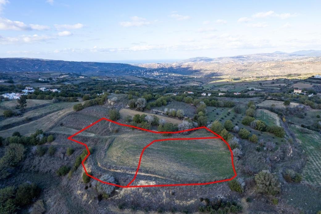 Shared residential fields in Stroumpi, Paphos photo 1