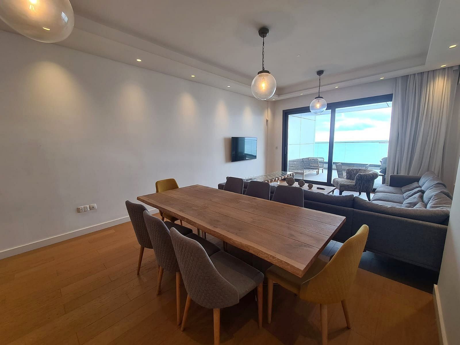 3 BR Apartment with Sea view in Limassol photo 3