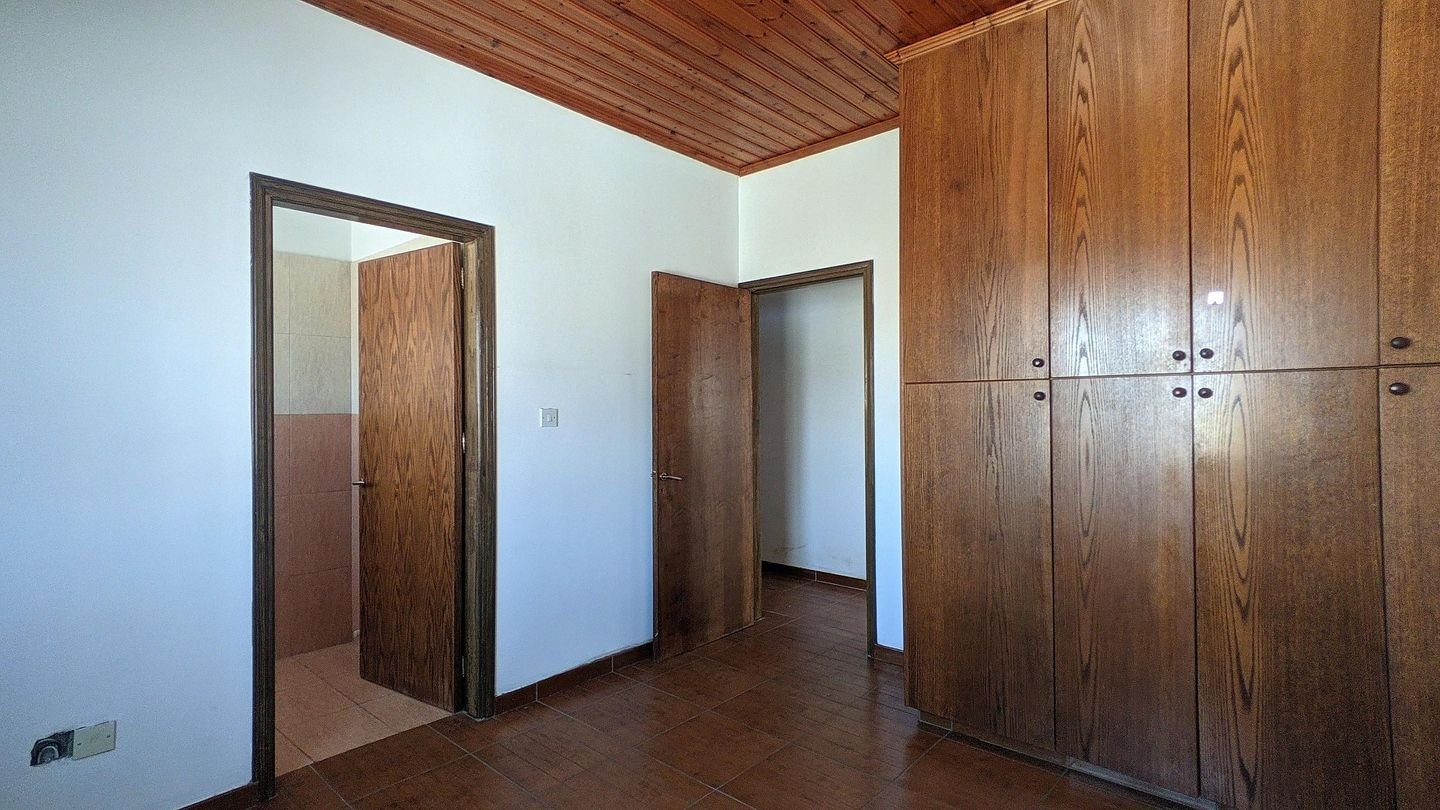 Residential building in Kokkinotrimithia, Nicosia photo 16