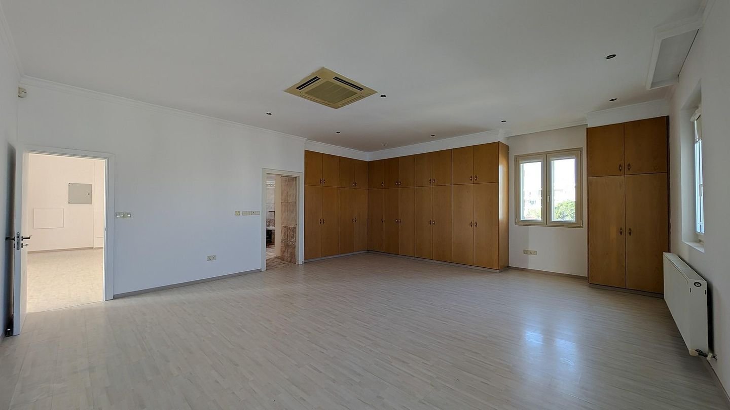 Three storey building in Agios Nikolaos, Larnaca photo 43