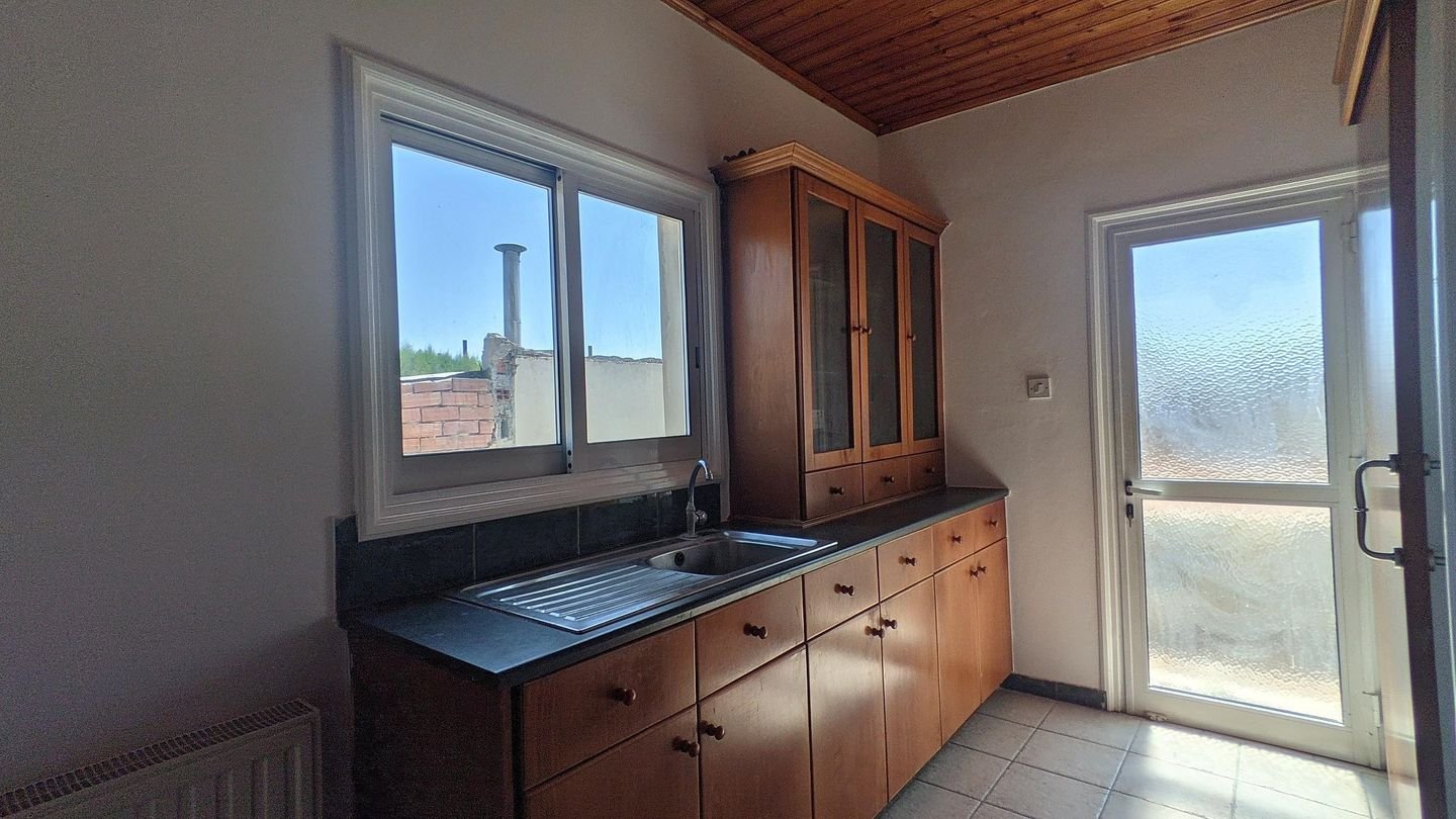 Residential building in Kokkinotrimithia, Nicosia photo 23