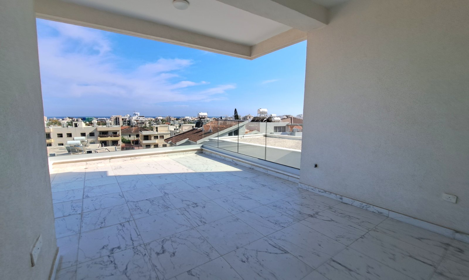 2 BR Penthouse in Germasogeia, Limassol photo 14