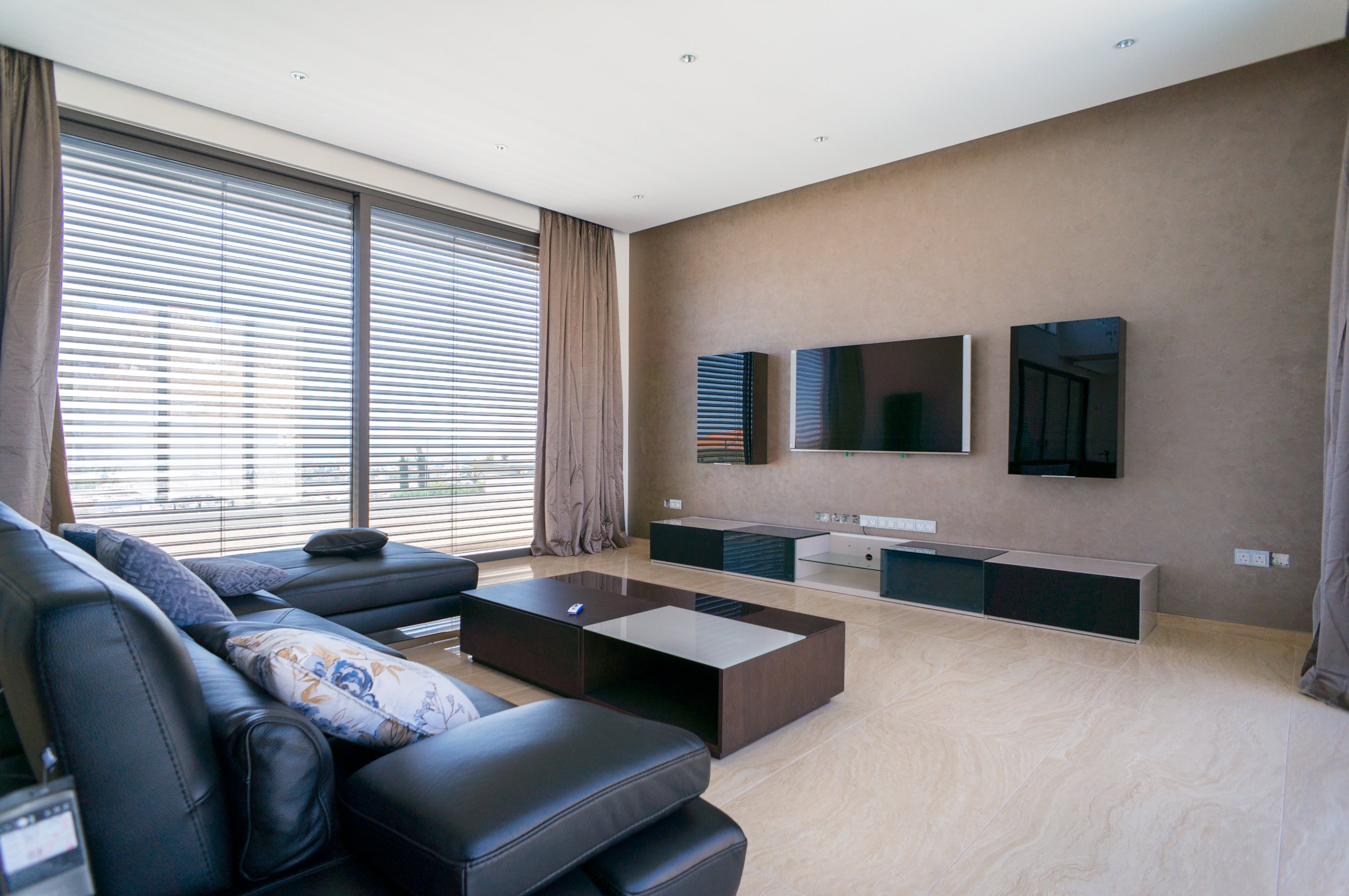 4 BR Villa with a Separate 1 BR Apartment, Agia Paraskevi, Limassol photo 4