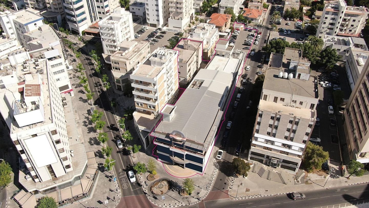 Mixed Use Commercial building in Trypiotis, Nicosia photo 1