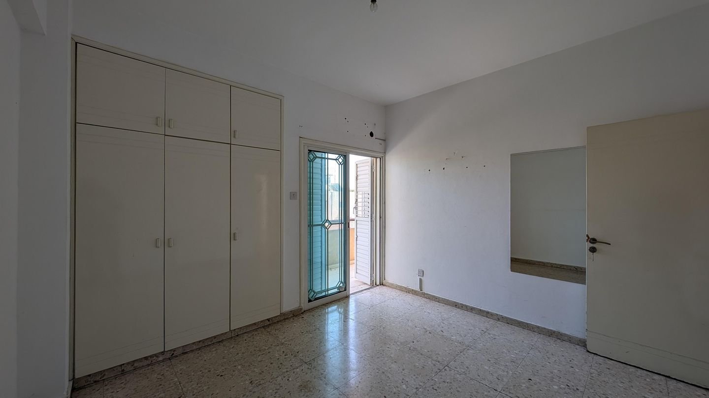 Three-storey building, located in Kaimakli, Nicosia photo 29