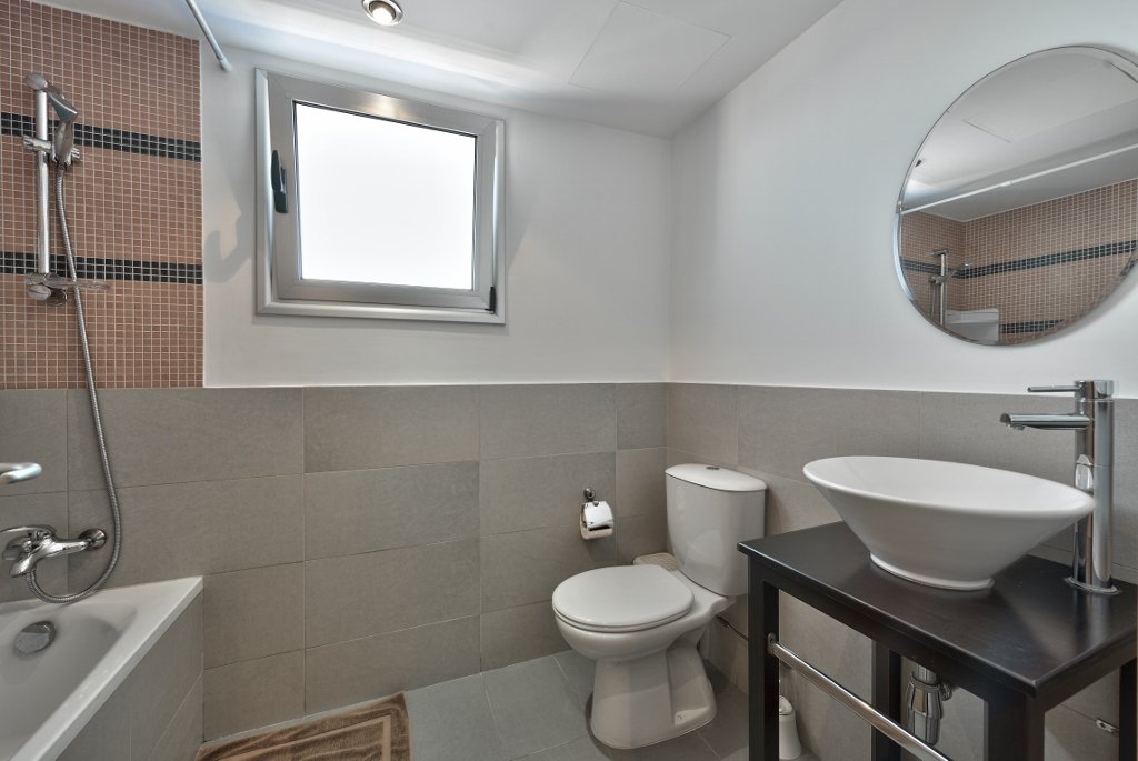 1 BR Apartment in Potamos Germasogeias, Limassol photo 5