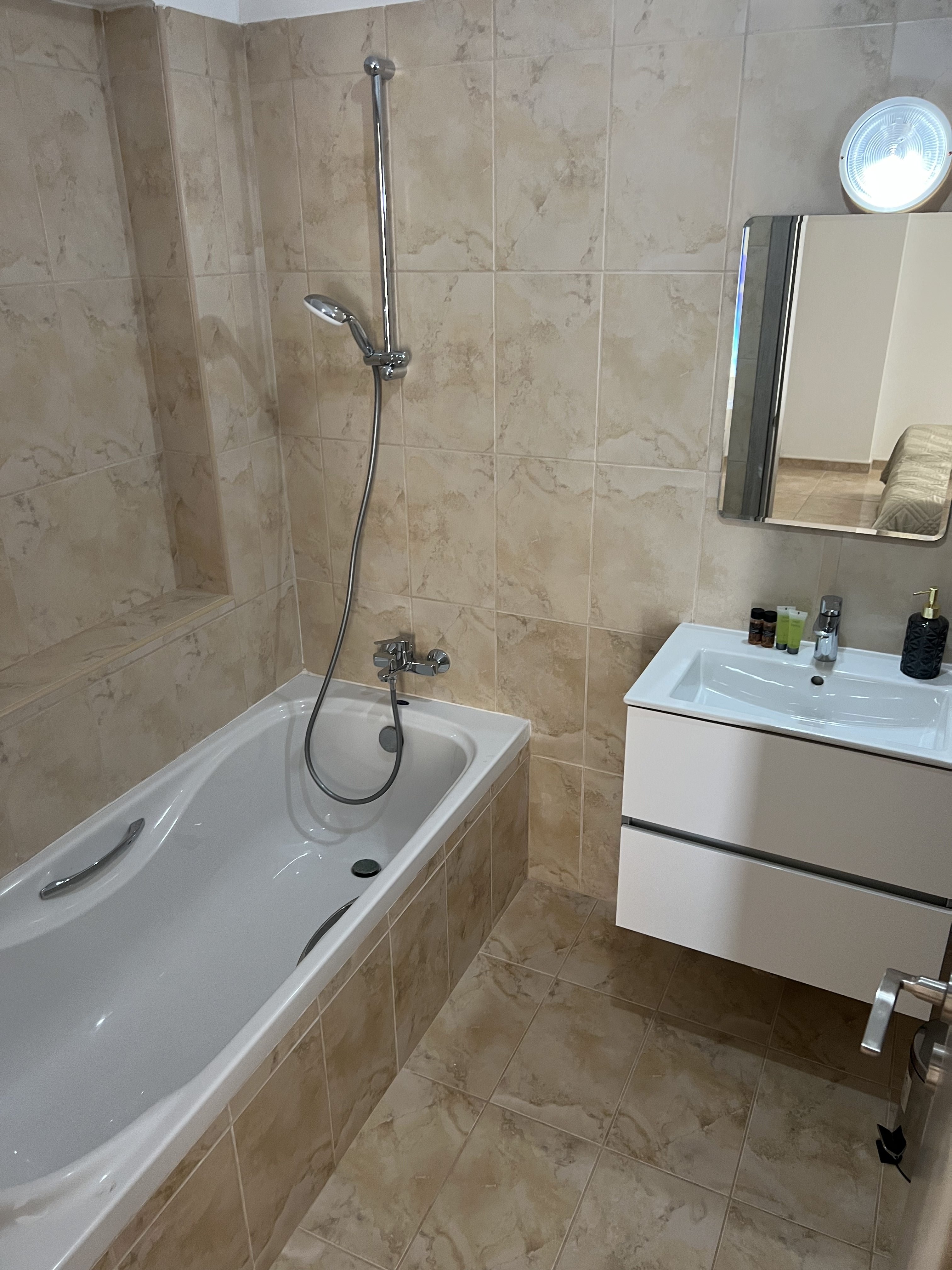 6 BR Villa in Pegeia, Paphos photo 14