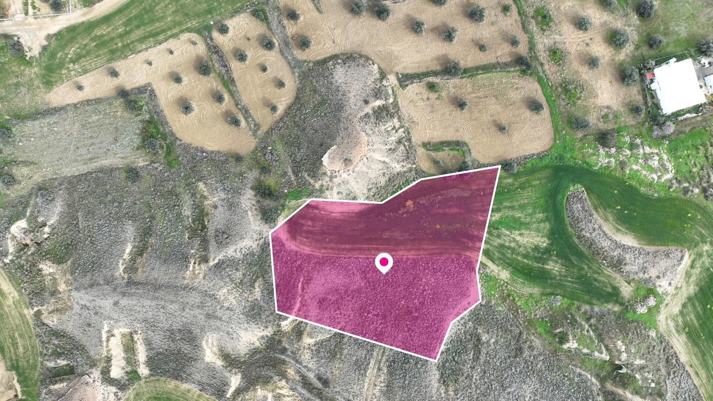 Residential field located in Tseri, Nicosia. photo 5