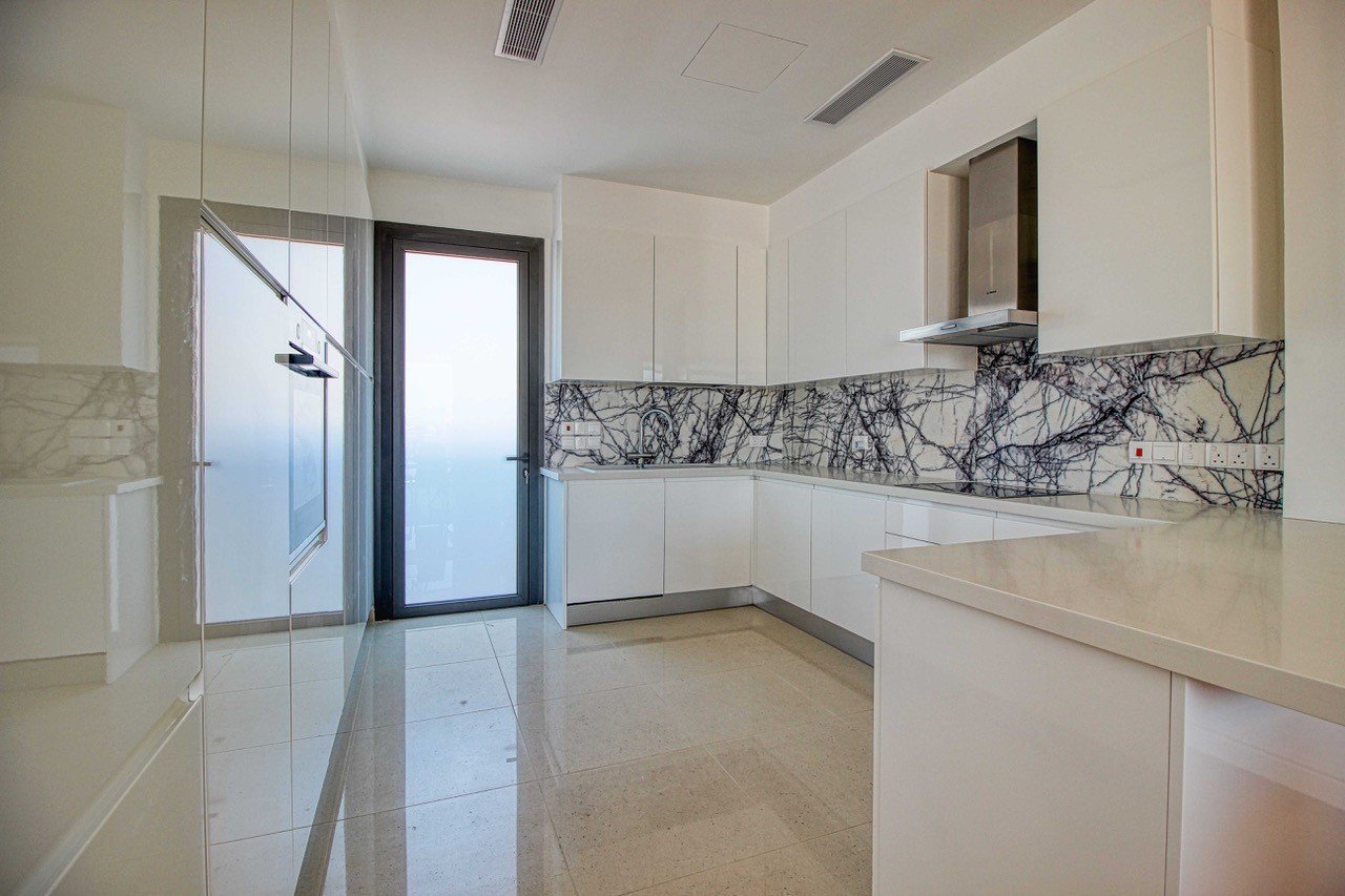 4 BR Penthouse with a private swimming pool in Potamos Germasogeias, Limassol photo 4