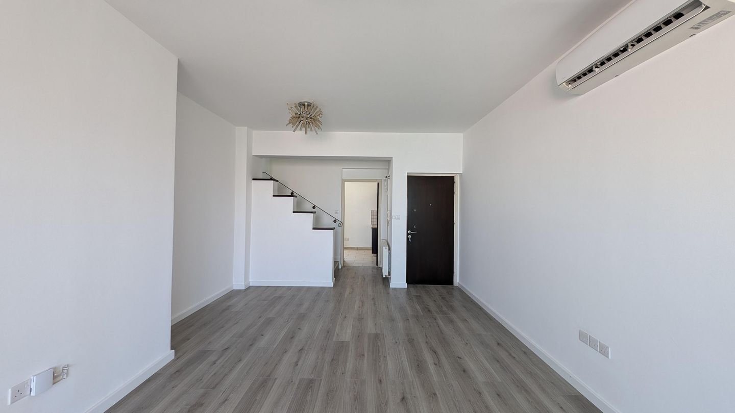 Top Floor 2-Bedroom Αpartment in Agios Dimitrios, Strovolos, Nicosia photo 9