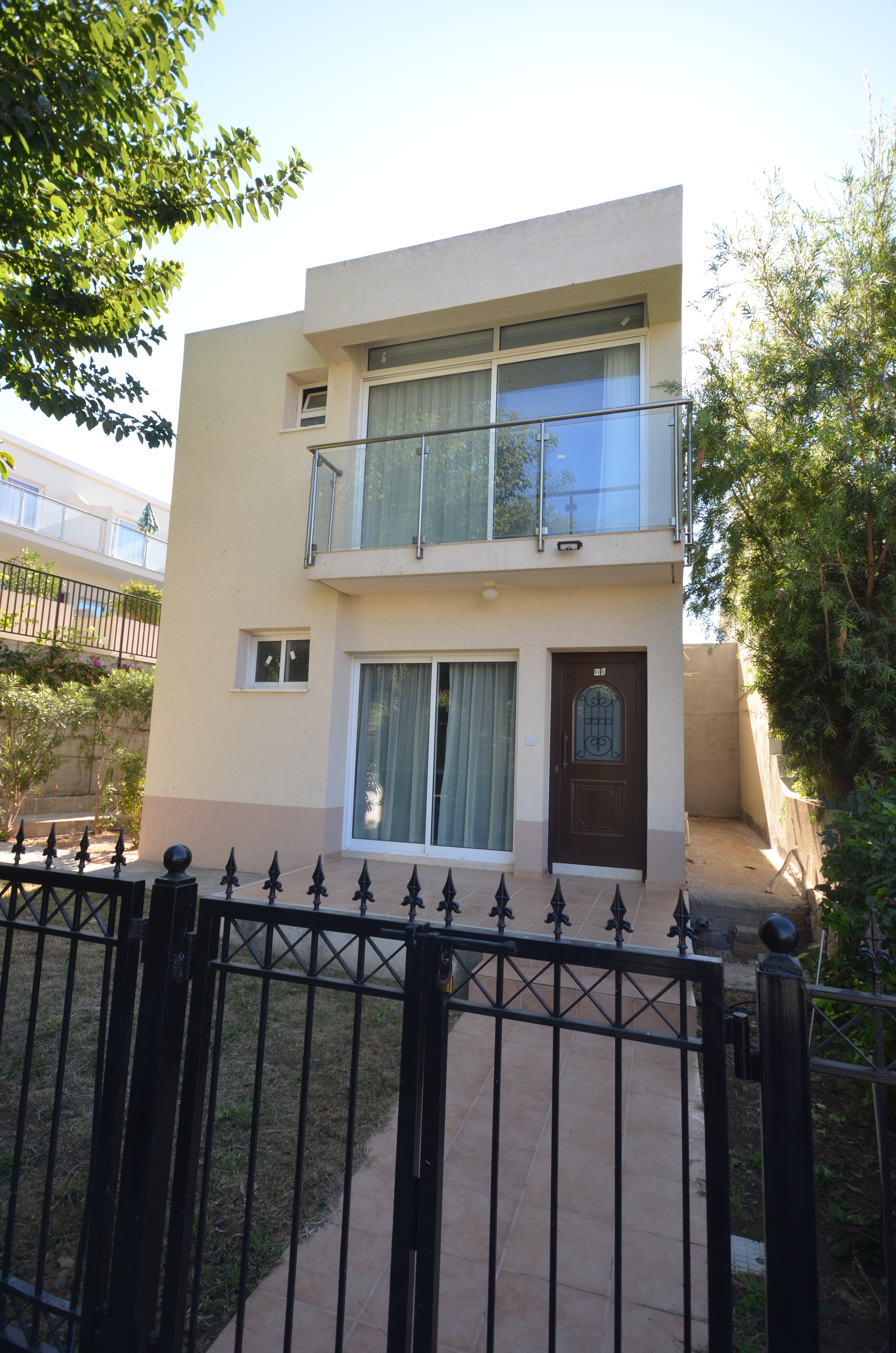 3 BR Villa in Tombs Of the Kings, Paphos photo 1