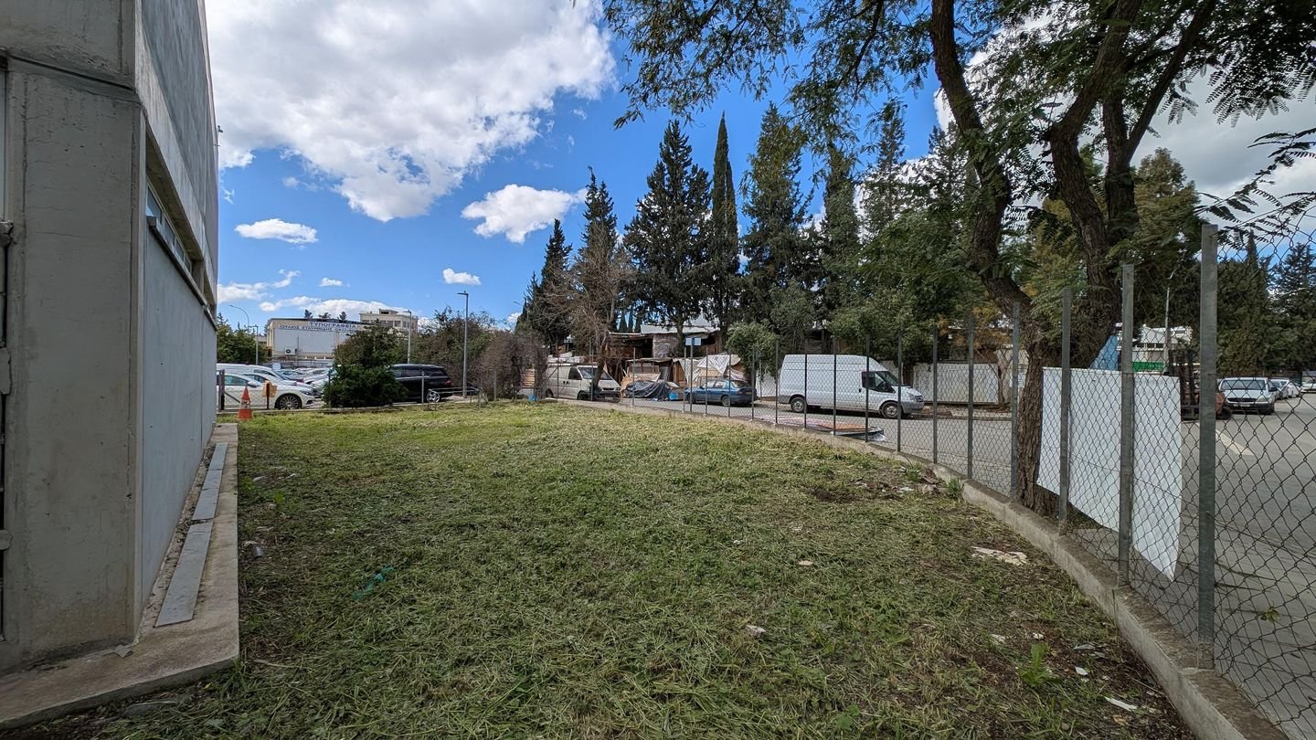 Ground floor industrial unit in Kaimakli, Nicosia photo 12