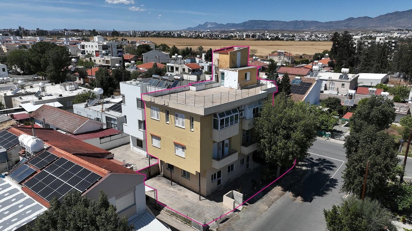 Three-storey building, located in Kaimakli, Nicosia photo 2