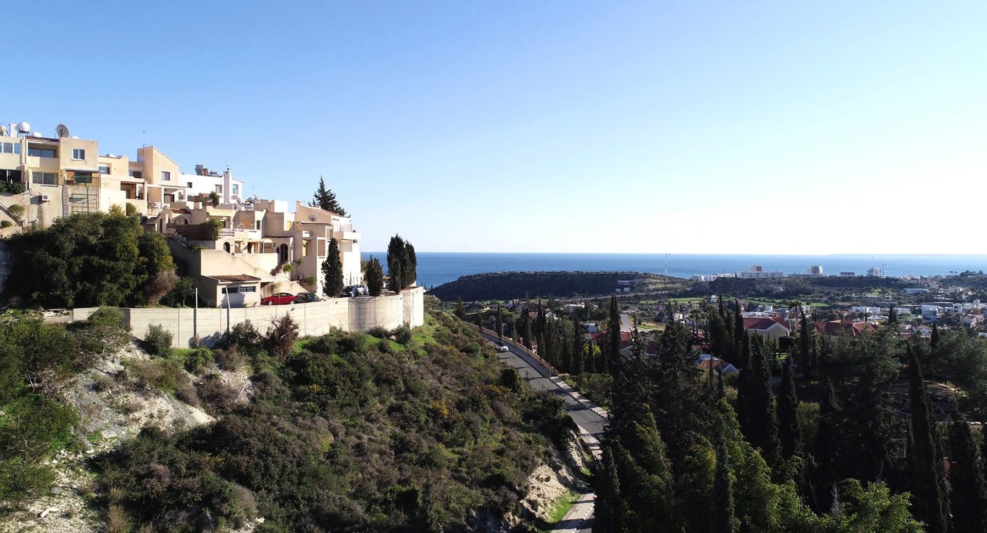 1 BR Apartment in Agios Tychonas, Limassol photo 14