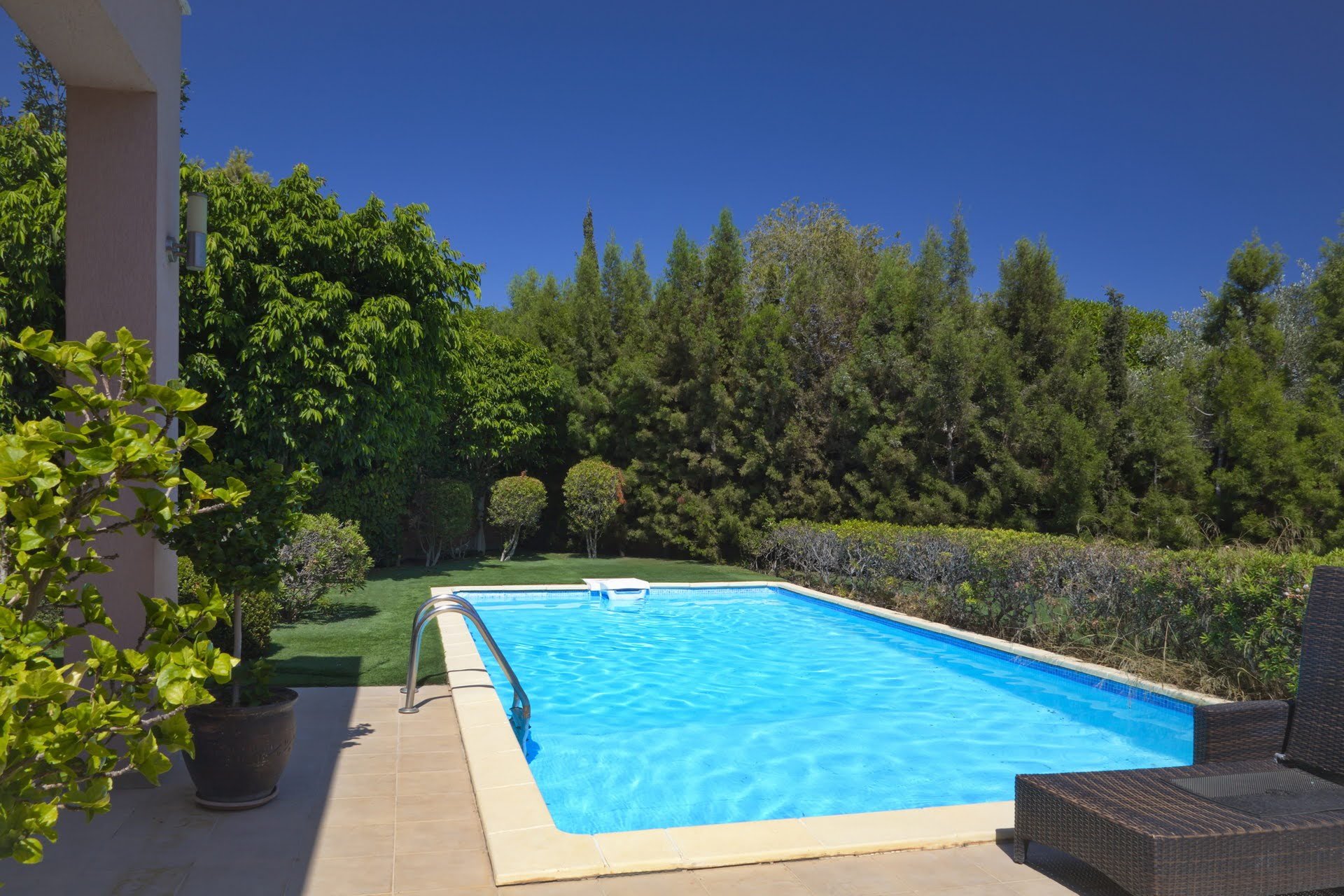 3 BR Villa in Agios Tychonas, Limassol photo 16