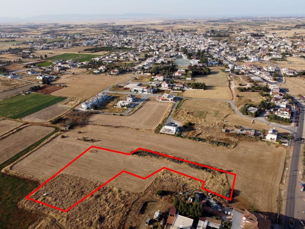 Residential field in Avgorou, Famagusta photo 3