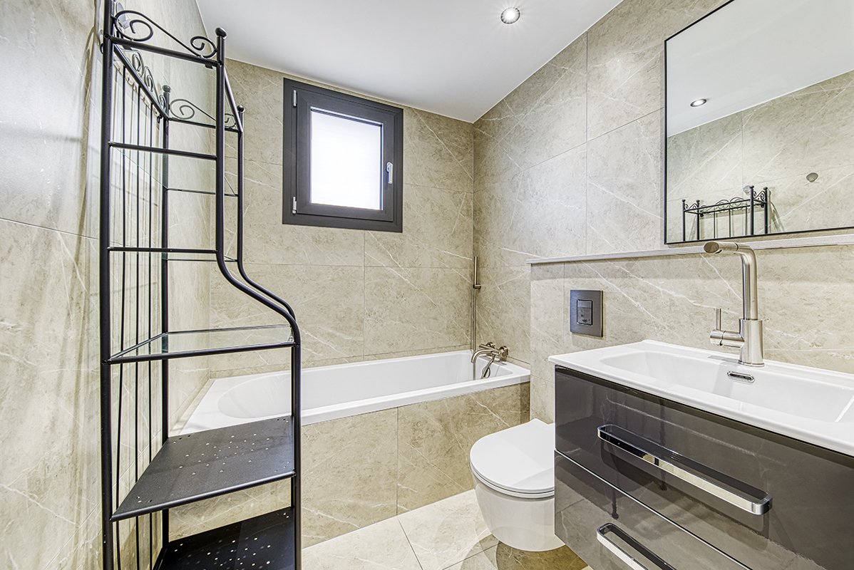 2 BR Apartment in Zakaki, Limassol photo 9