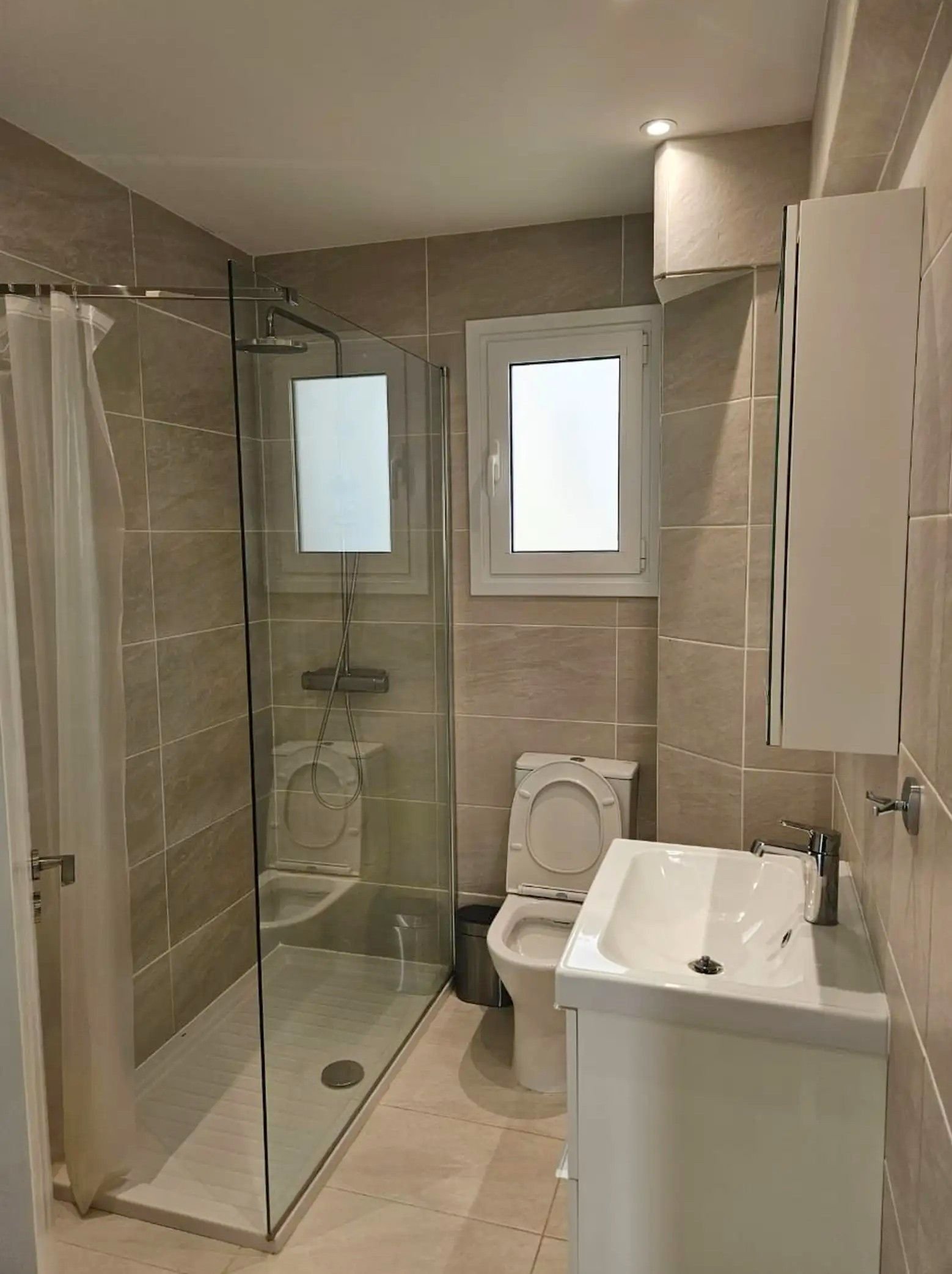 2 BR Apartment in Agios Spyridon, Limassol photo 7