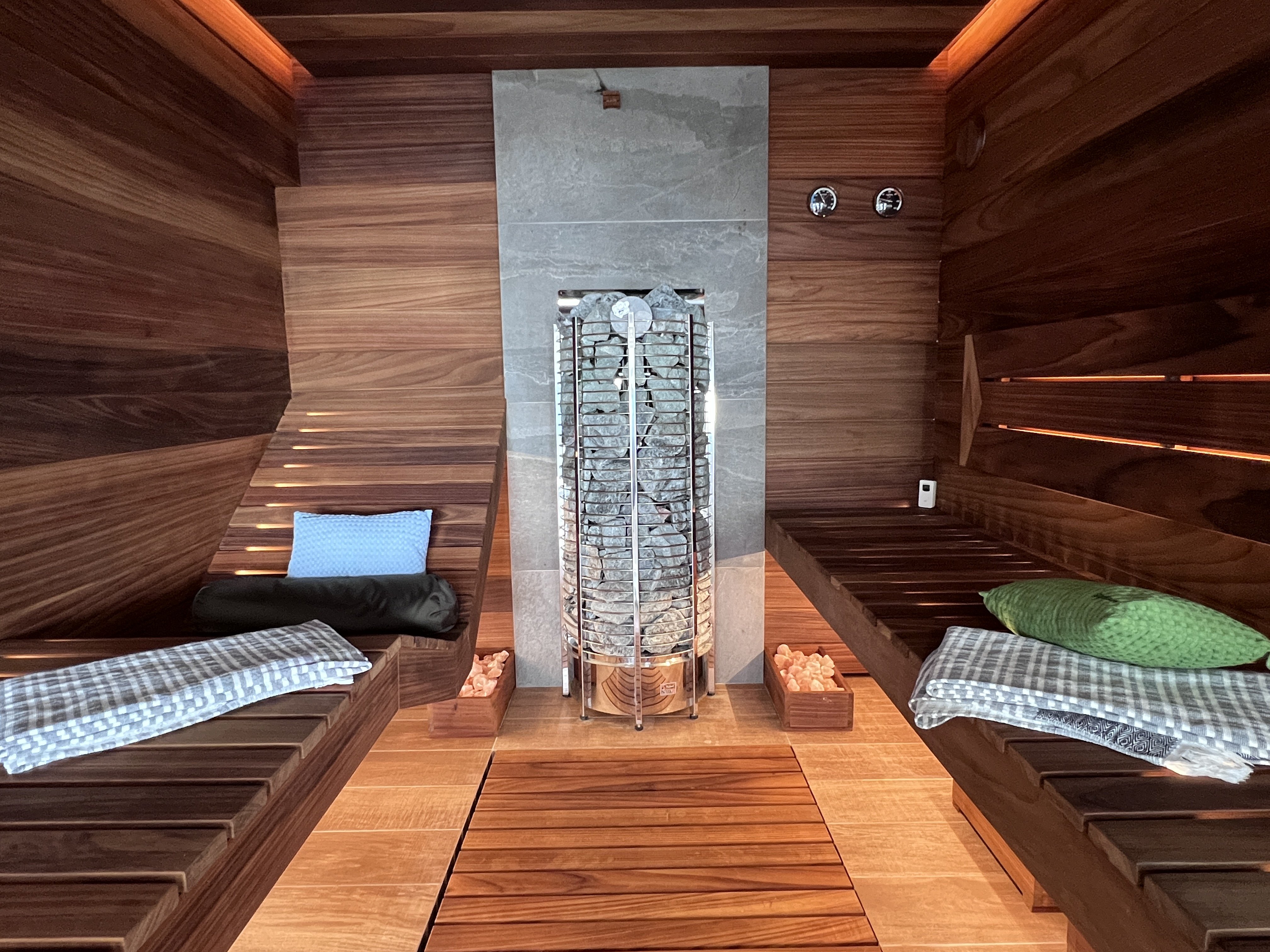 8 BR Luxury House in Mouttagiaka, Limassol photo 34