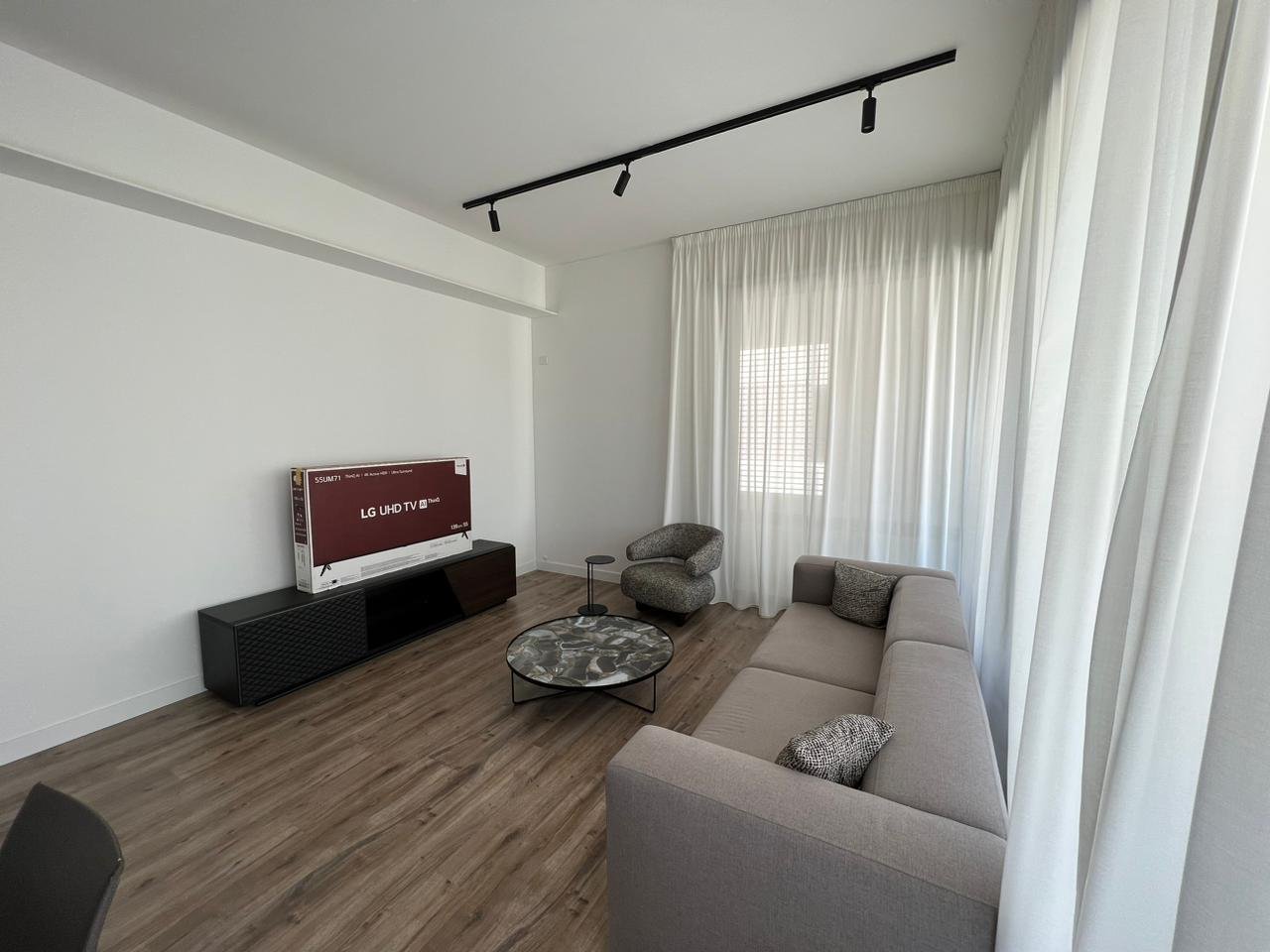 3 BR Apartment in Germasogeia, Limassol photo 4