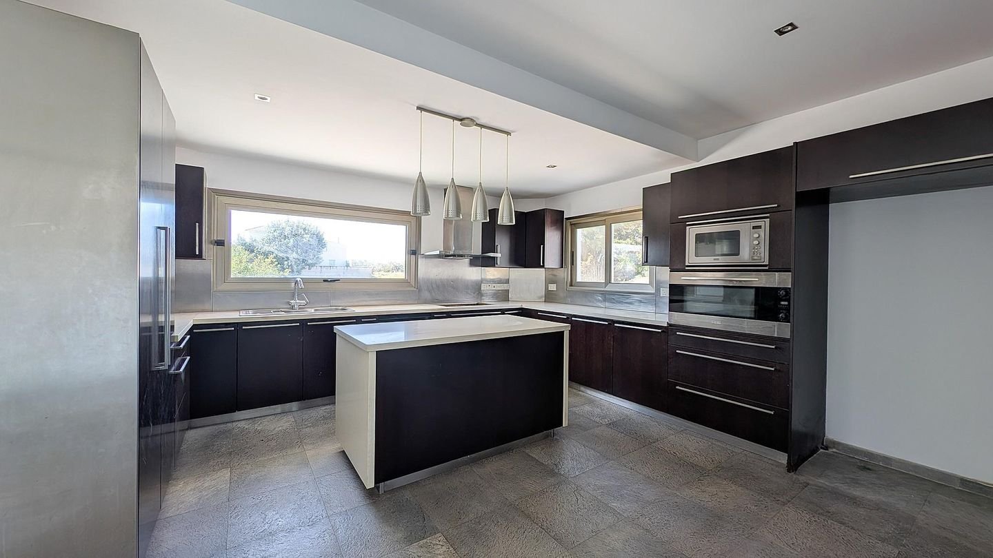 Two storey house in Pano Deftera, Nicosia photo 13