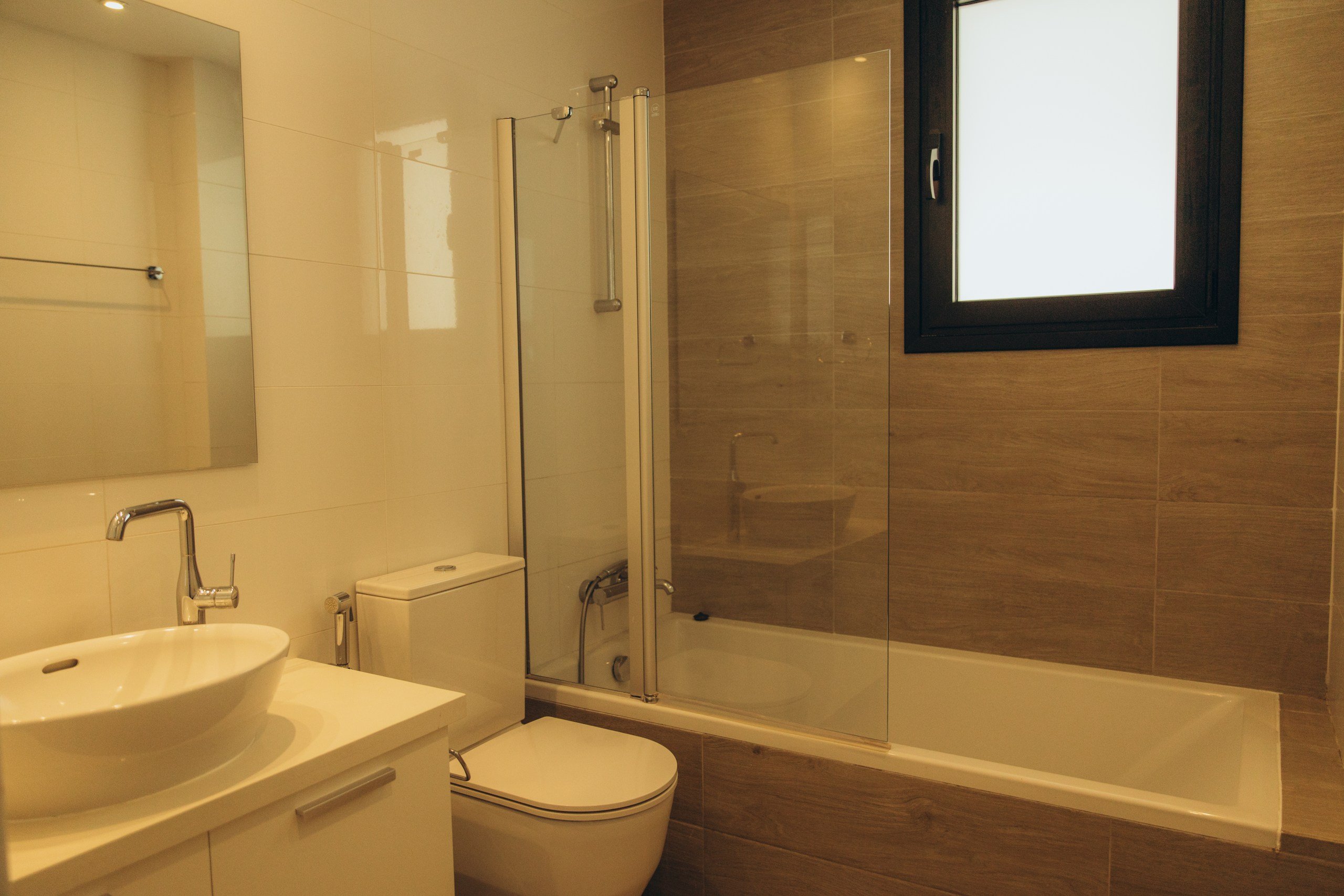 3 BR Apartment in Mesa Geitonia, Limassol photo 10