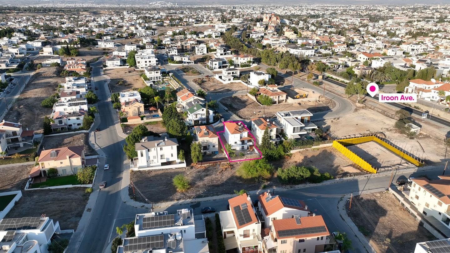 Elegant 4-Bedroom Home with Private Pool in Archangelos/Anthoupoli, Nicosia photo 6