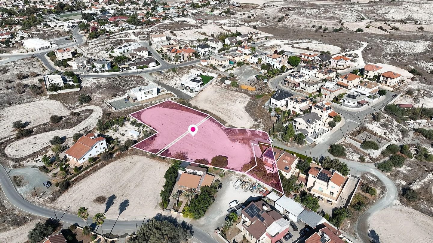 Residential Field in Lympia, Nicosia photo 3