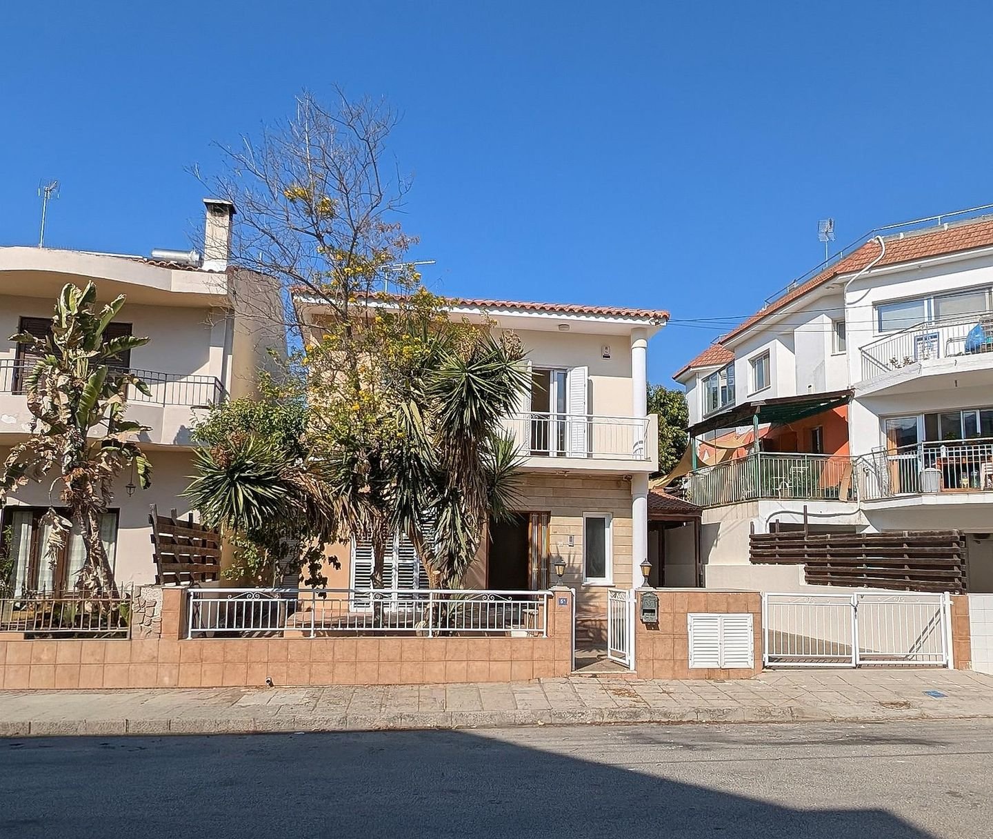 Two storey detached house in Engomi, Nicosia photo 2
