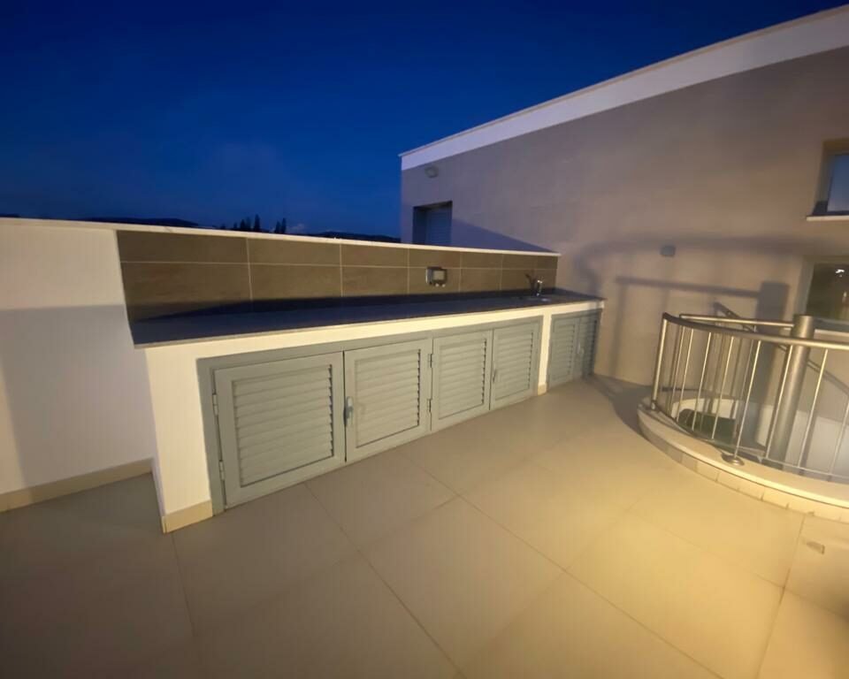 2 BR Penthouse in Mouttagiaka, Limassol photo 9