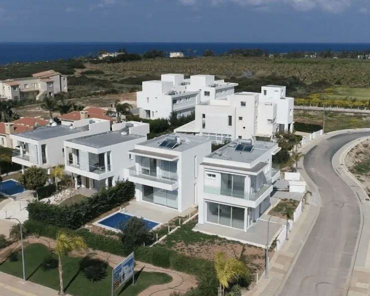 3 BR Villa in Pegeia photo 2