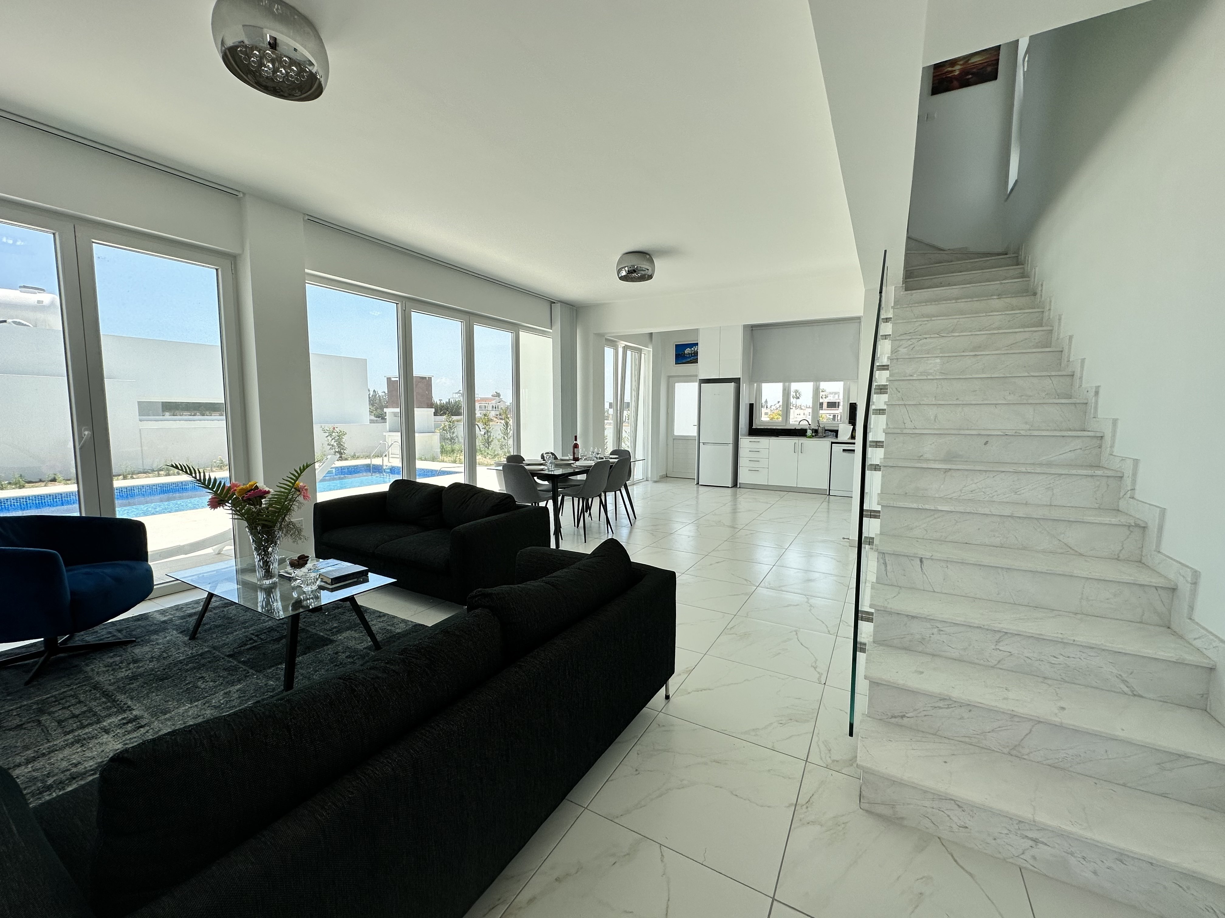 3 BR Detached House in Oroklini Tourist Area, Larnaca photo 13